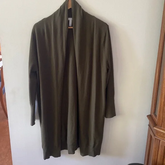 Cardigan - Picture 1 of 2